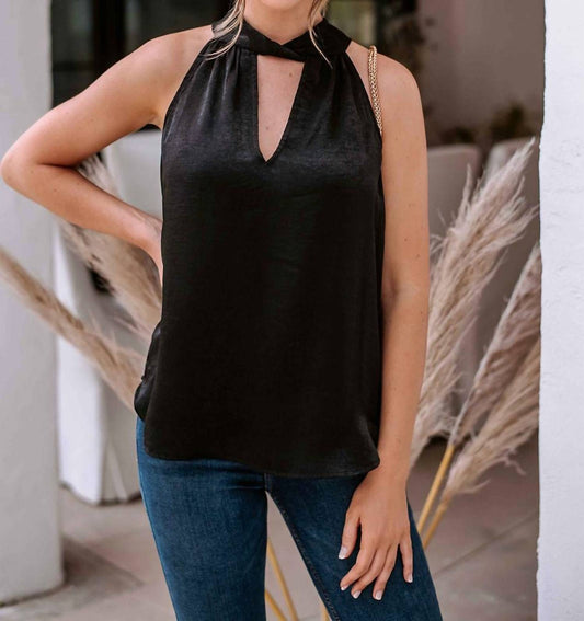Veronica M - Twist Halter Top