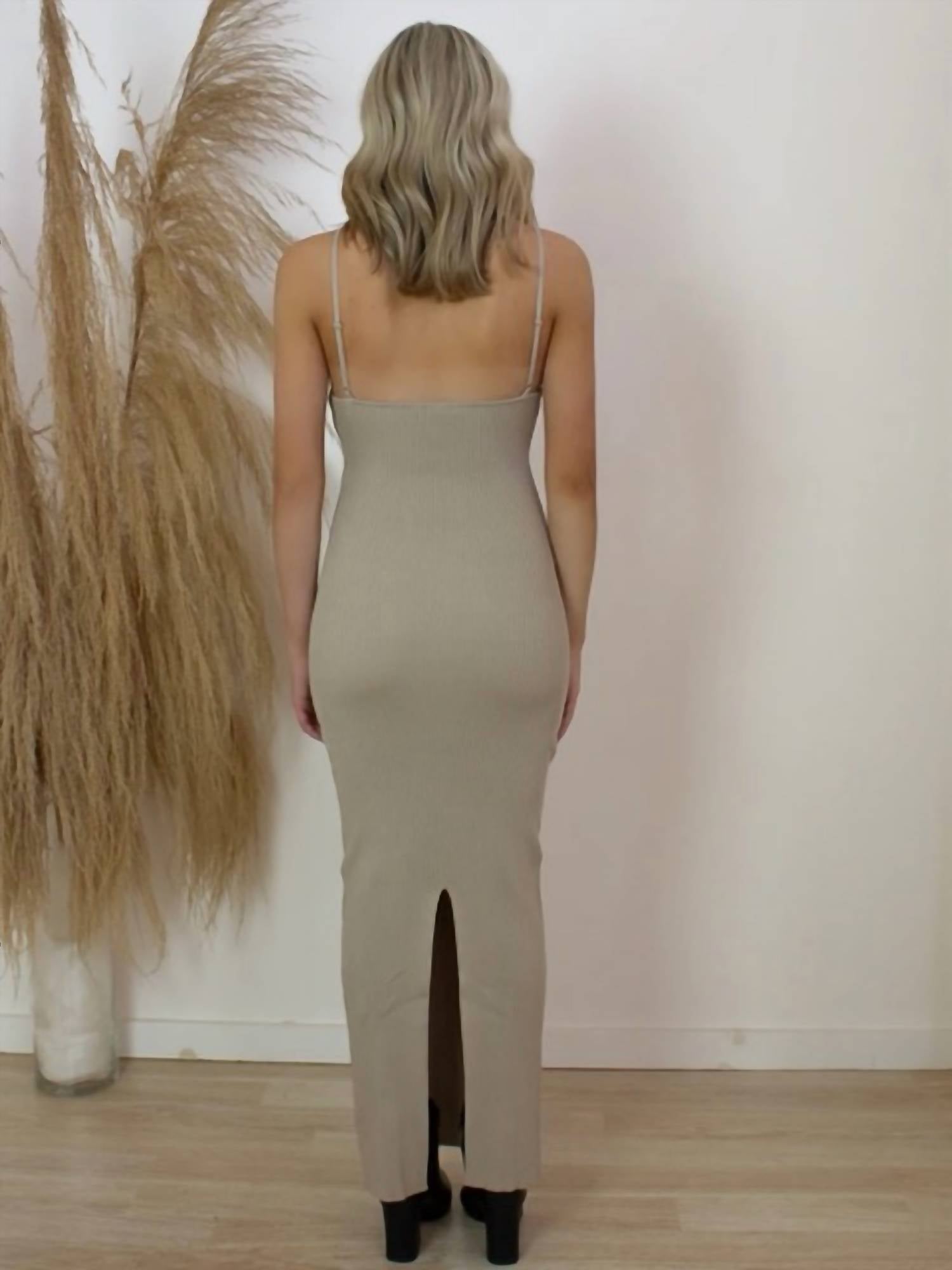 Pretty Garbage - Effortless Ribbed Maxi Dress