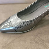 The FLEXX Women's Miley Pump Shoe in black - women's flats - alternate view