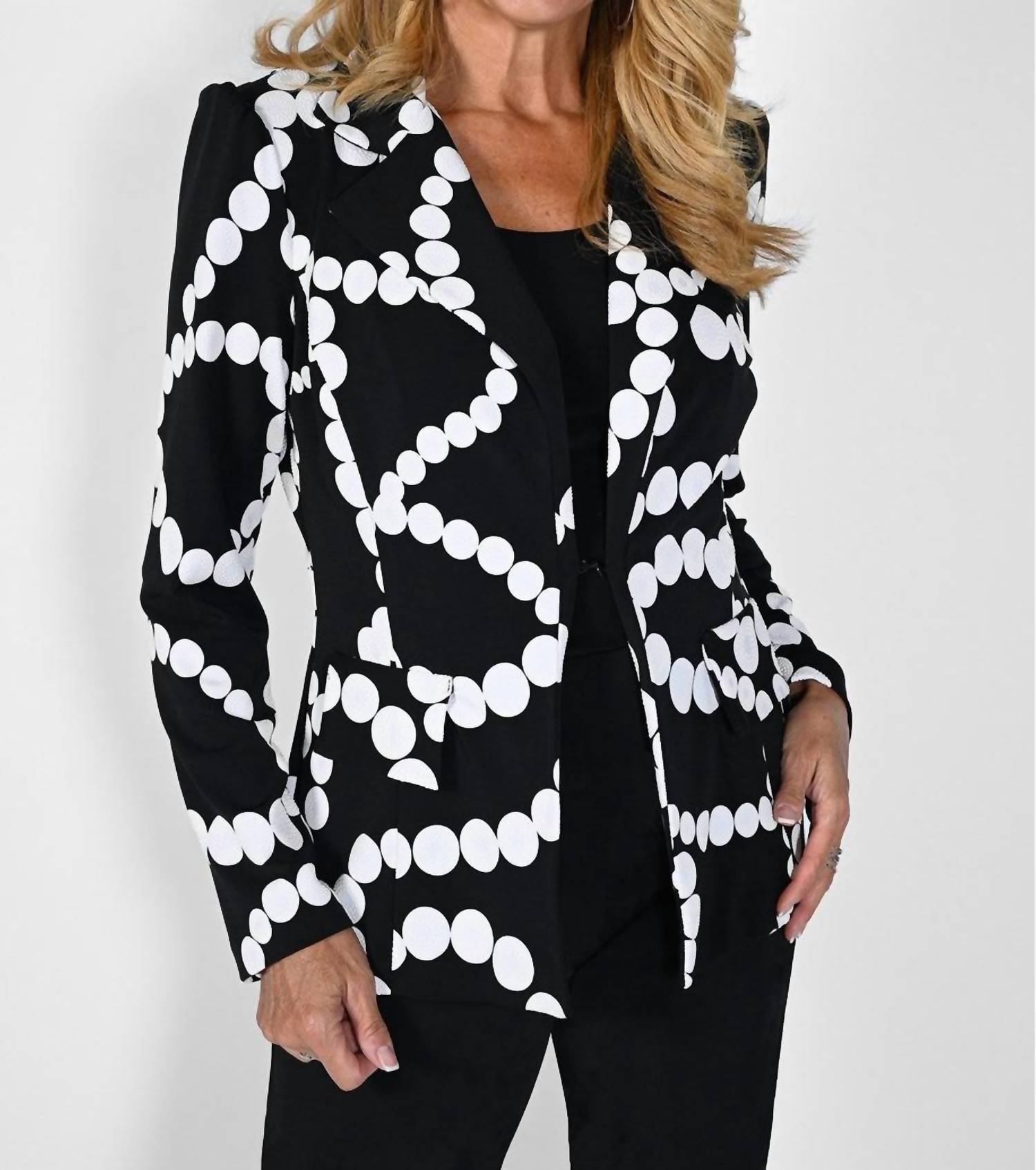 Frank Lyman Beata Abstract Chain Print Blazer in black - women's jacket