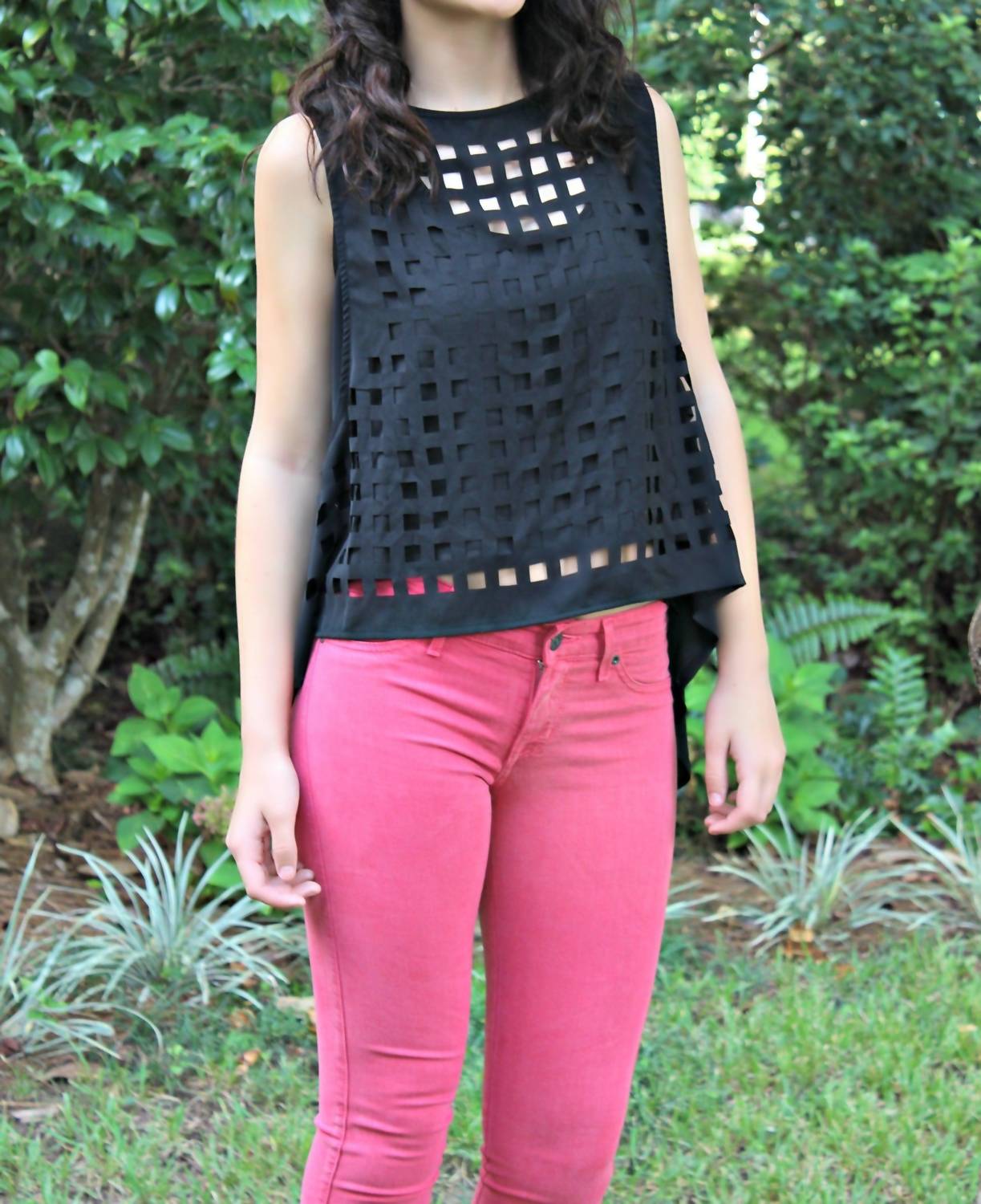 Double Zero - Sleeveless Top