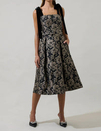 Sugarlips - Lyla Jacquard Floral Dina Pleated Midi Dress