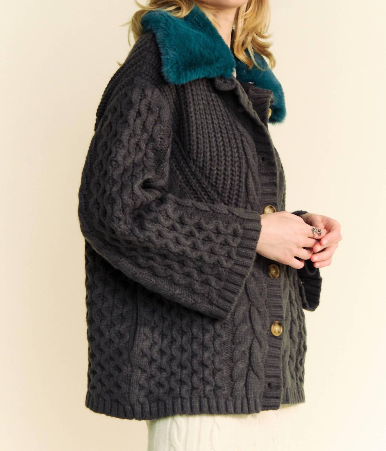 Davi & Dani - Jones Vintage Contrast Collar Cardigan