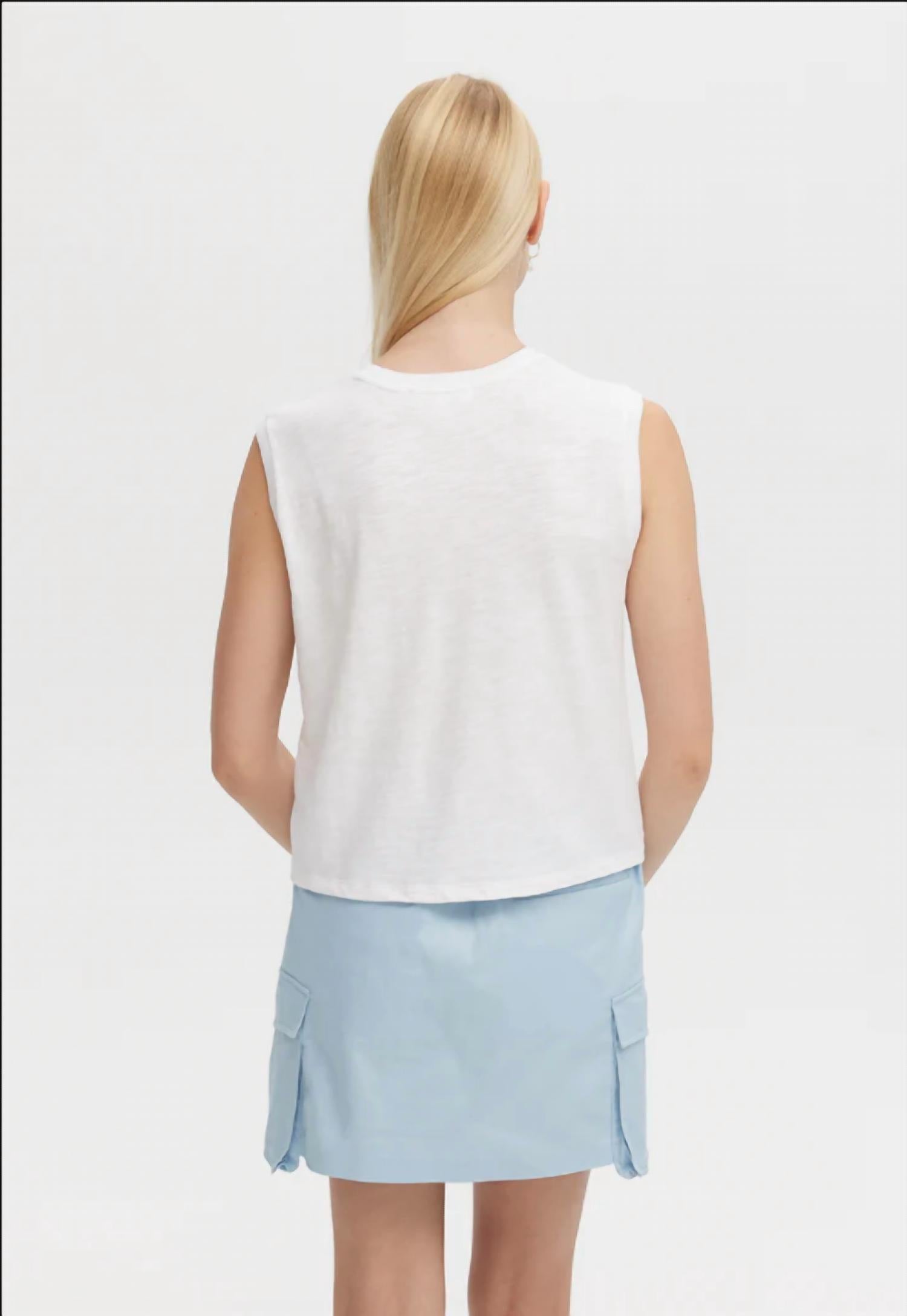 Chrldr - Maude Sleeveless Muscle Crew Tee
