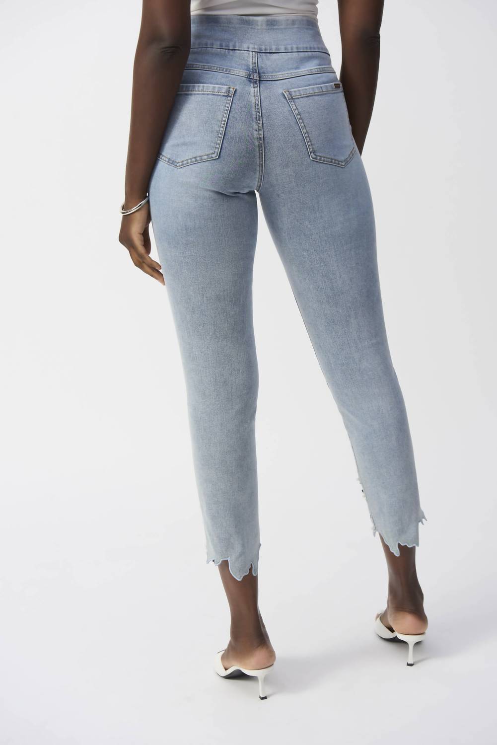 Joseph Ribkoff - Slim Fit Pull-On Jeans