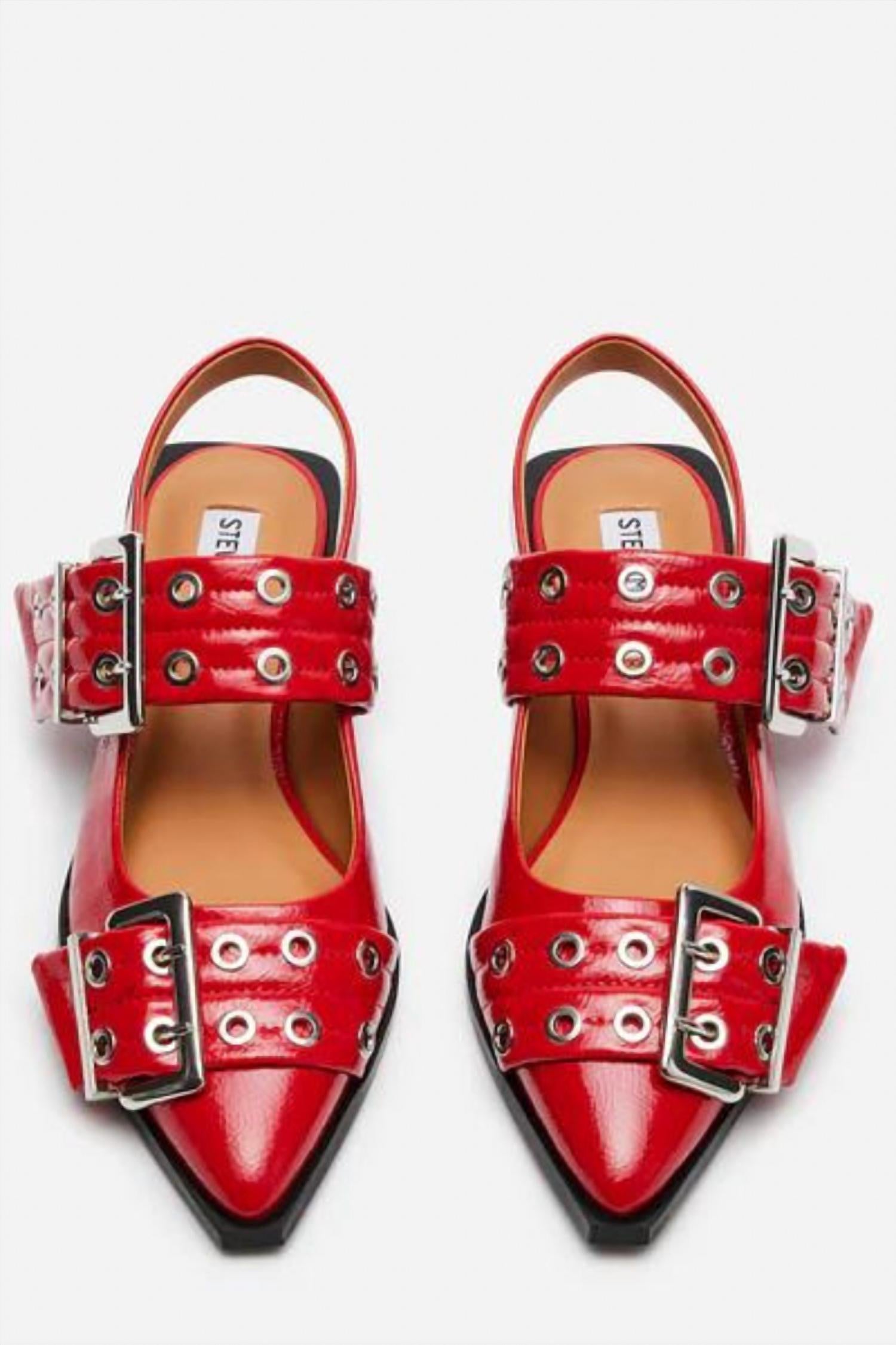 Steve Madden - Graya Pointed Toe Flats