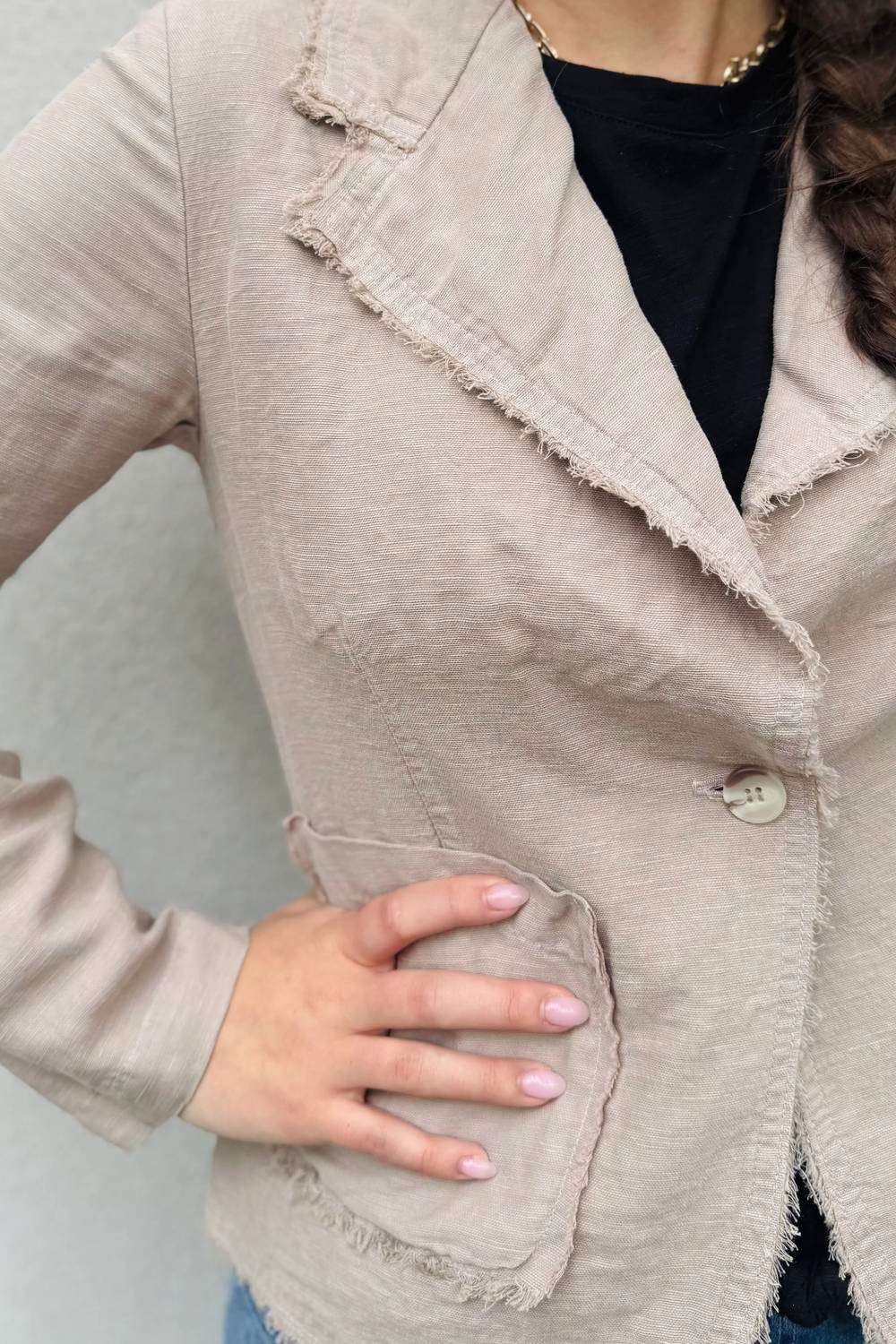 Mila Los Angeles - Women's Raw Edge Blazer
