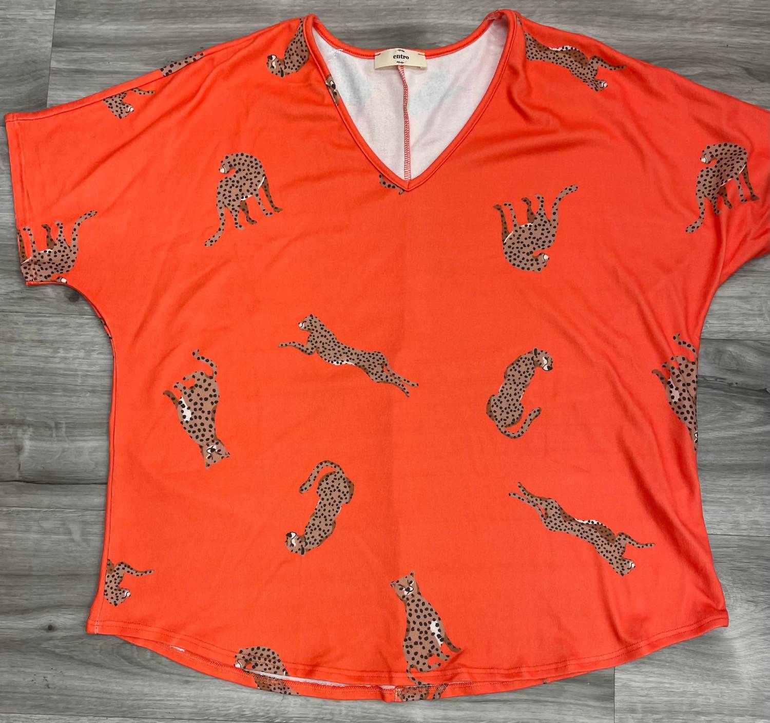 Entro - Women's Cheetah Top