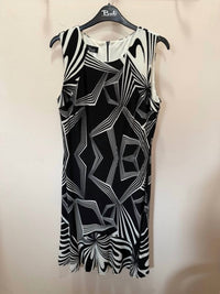 Bali Corp. - Women's Abstract Print With Wave Hem Dress
