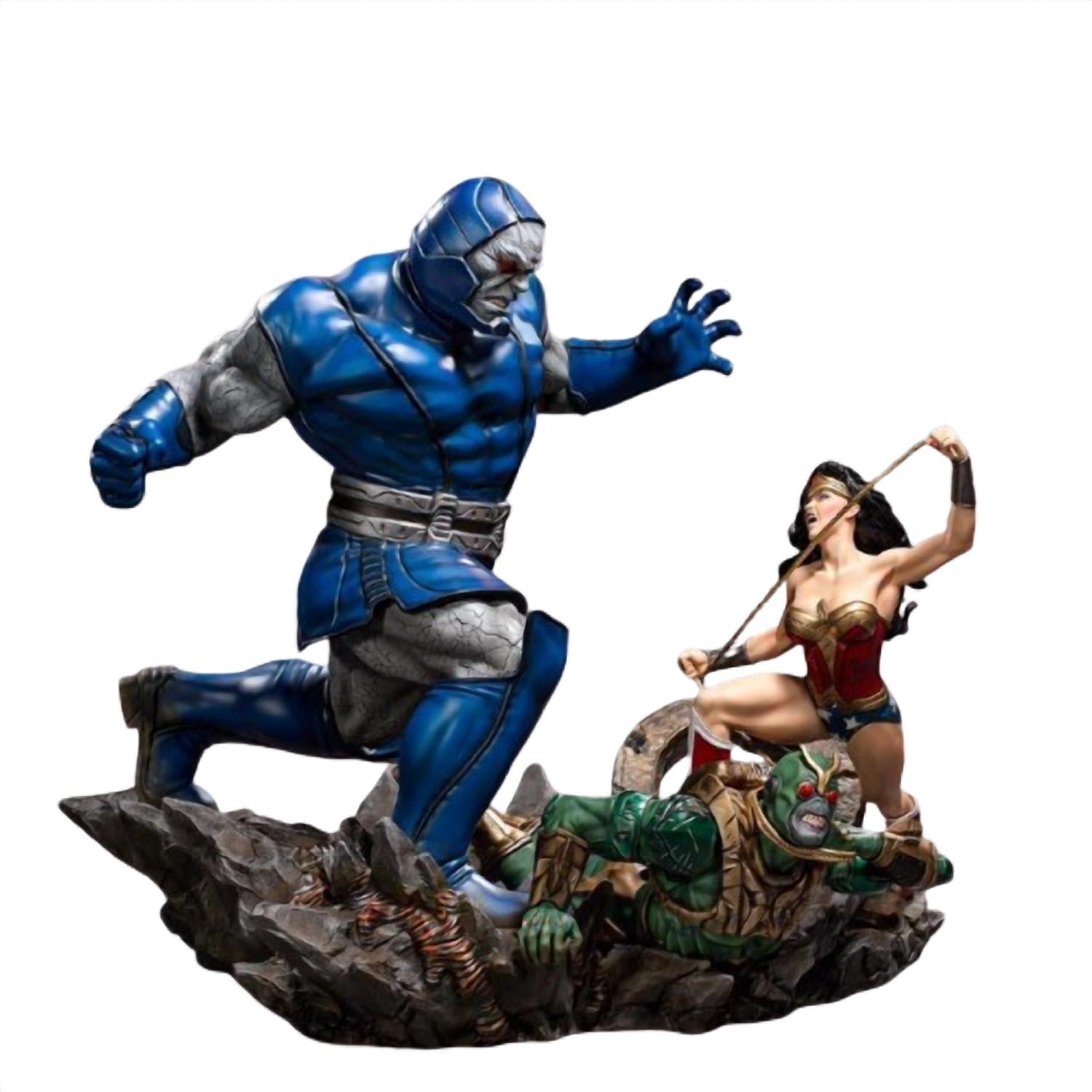 Iron Studios - Dc Comics Wonder Woman Vs. Darkseid 1/6 Diorama