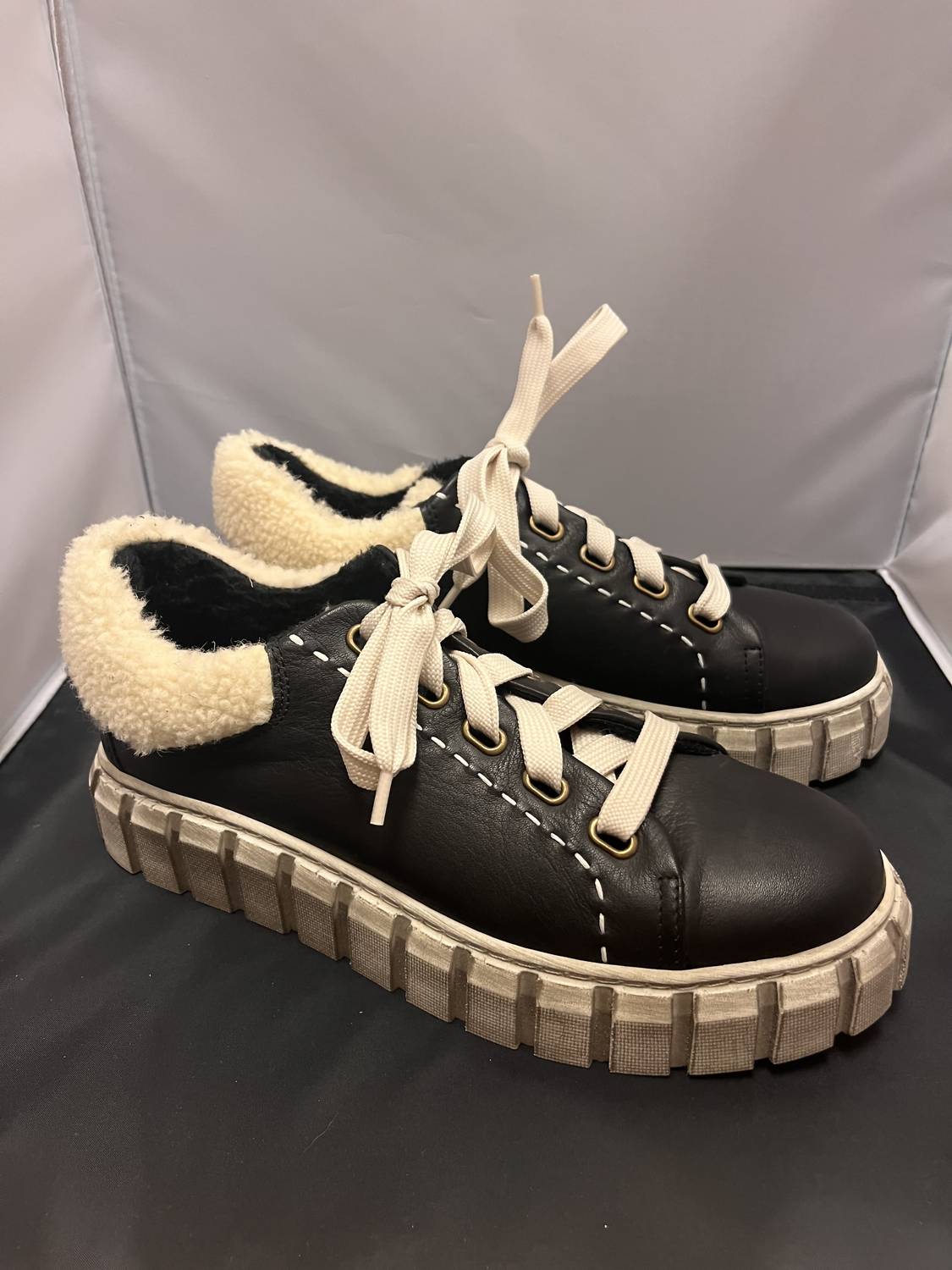 Gelato Women's Tsubo Sneaker in black - women's sneaker