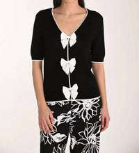 Frank Lyman - Brixton Ribbon Detailing V-neck Top