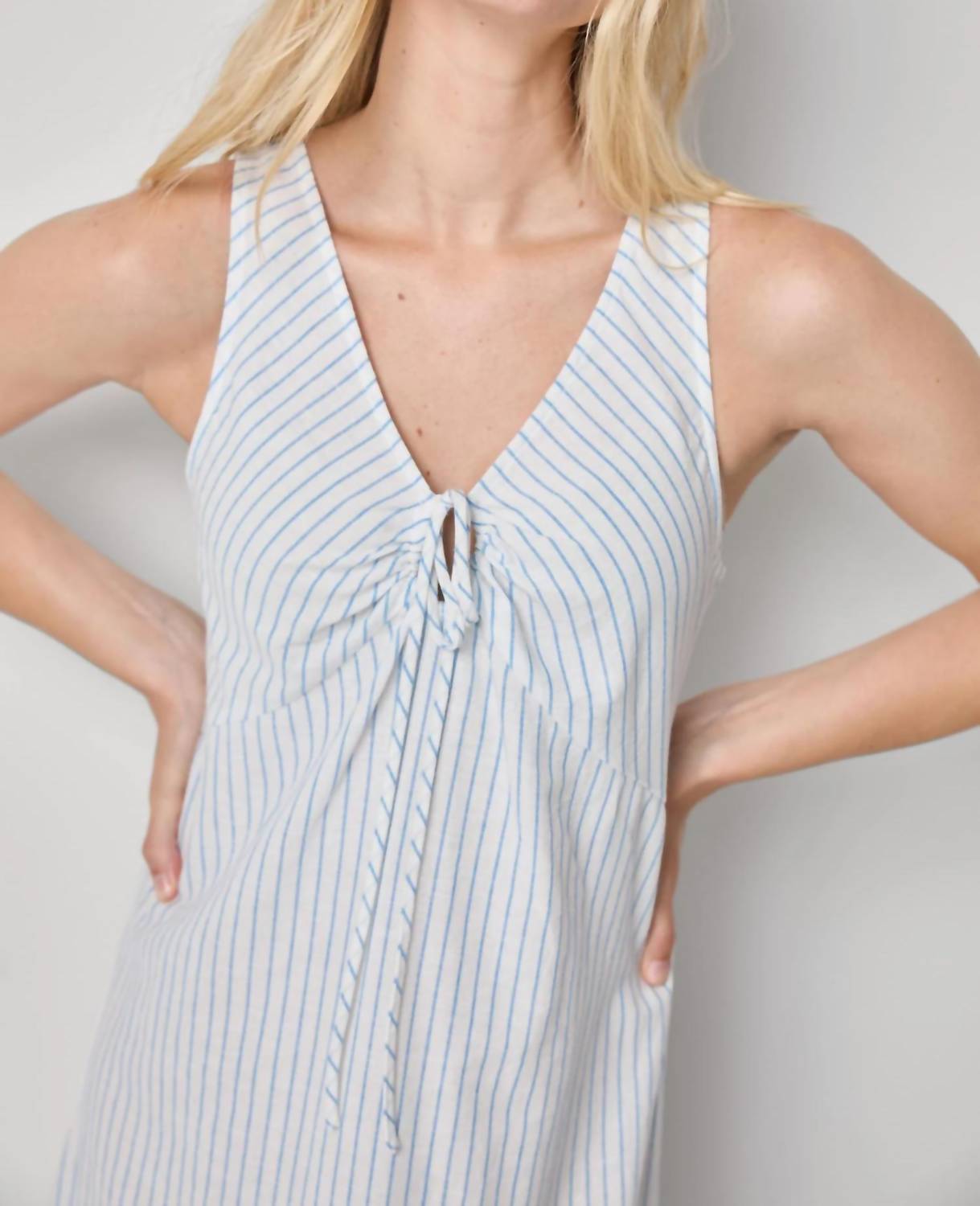 Lilla P - Keyhole Midi Dress