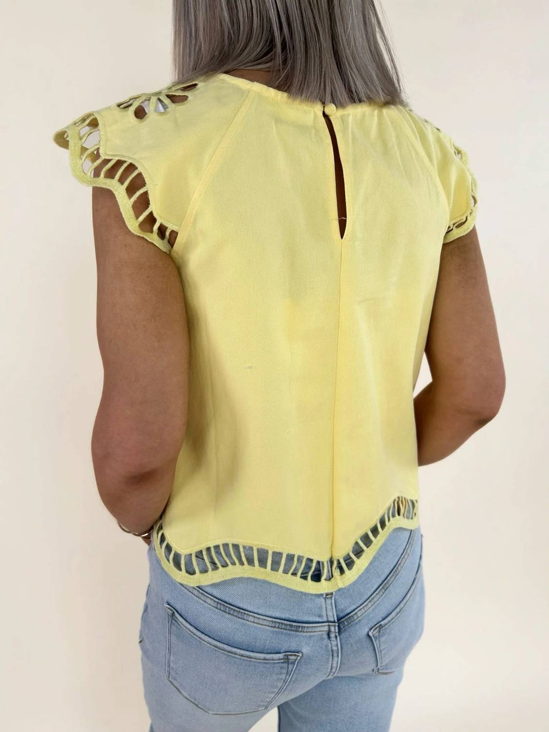 &Merci - Zuri Embroidered Cut-Out Sleeve Top