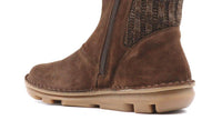 SILKEN BOOT