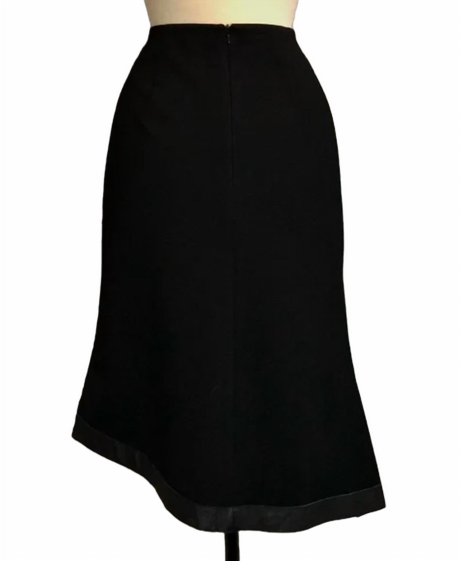 ASYMMETRICAL SKIRT