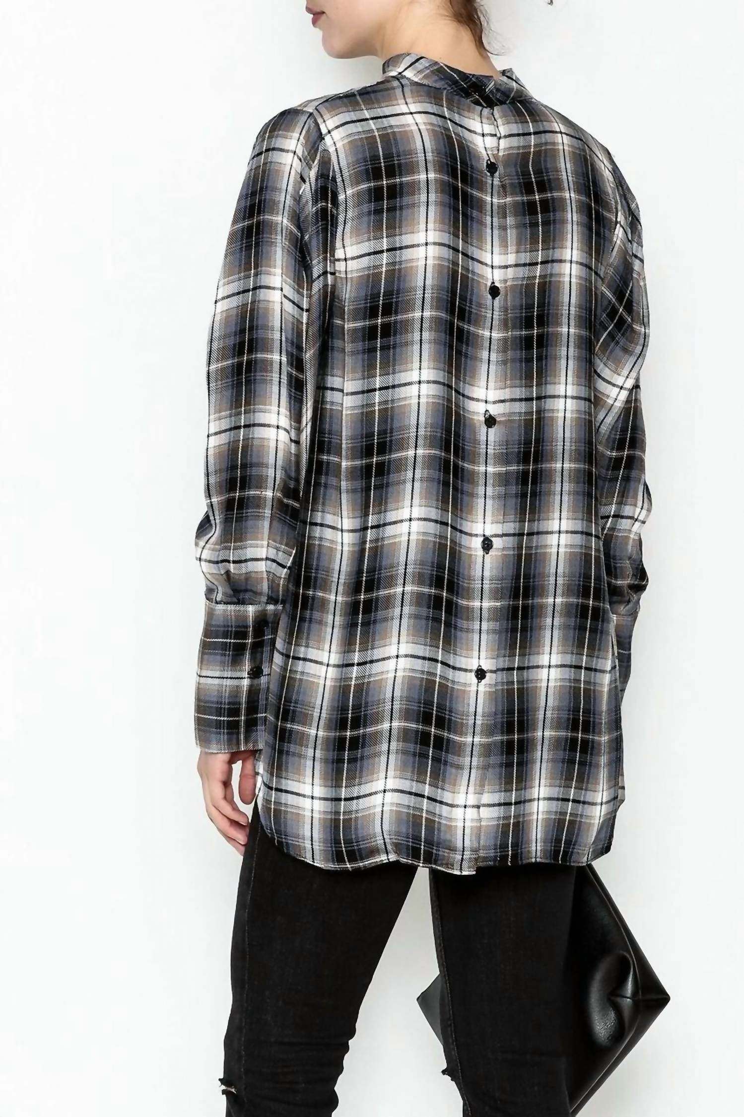 Elan - Long Sleeve Plaid With Keyhole Neck Top