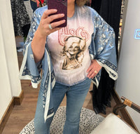 Free2B - Dolly Parton With Silk Sleeves Top
