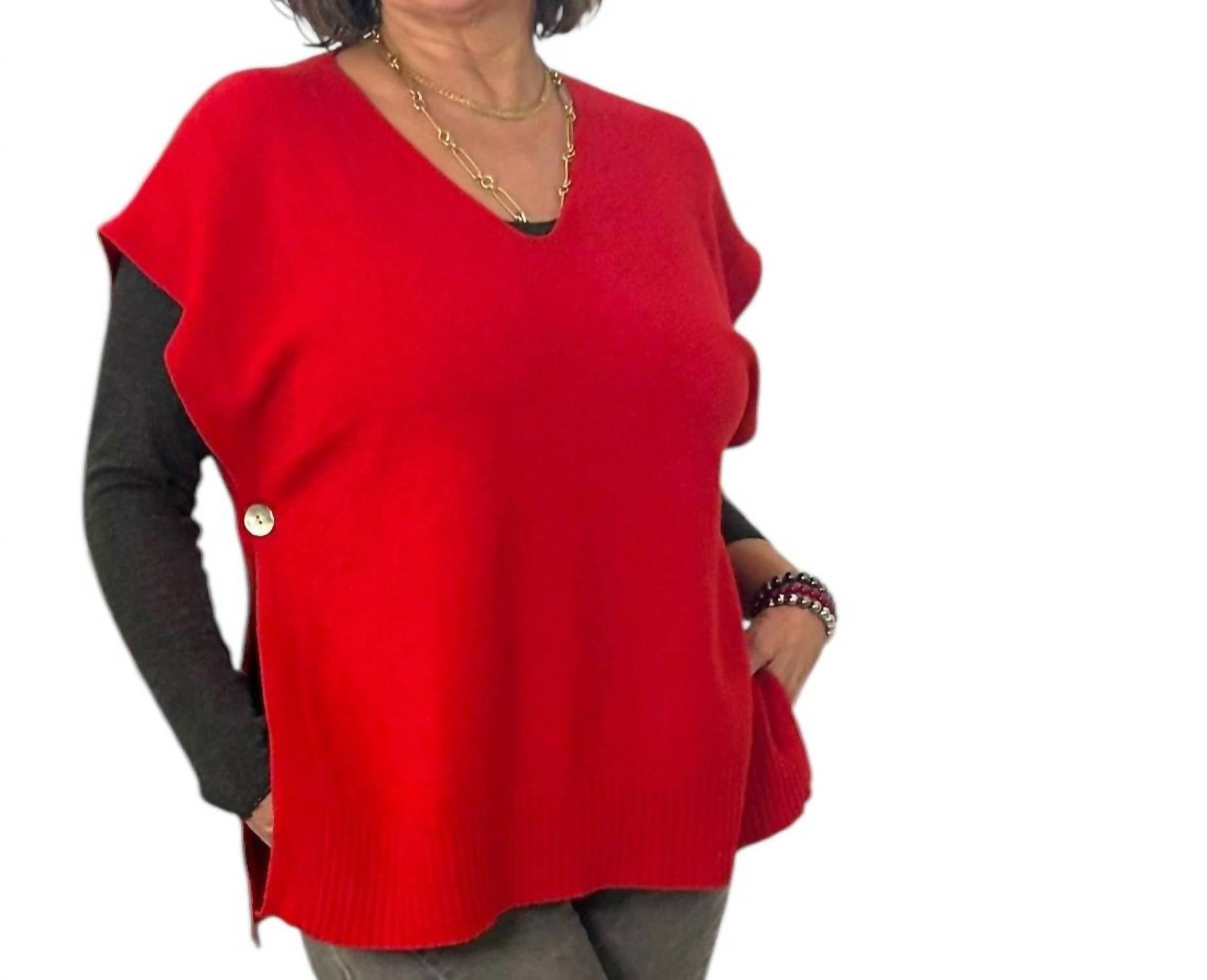 Made In Italy - Sleeveless throw over sweater top