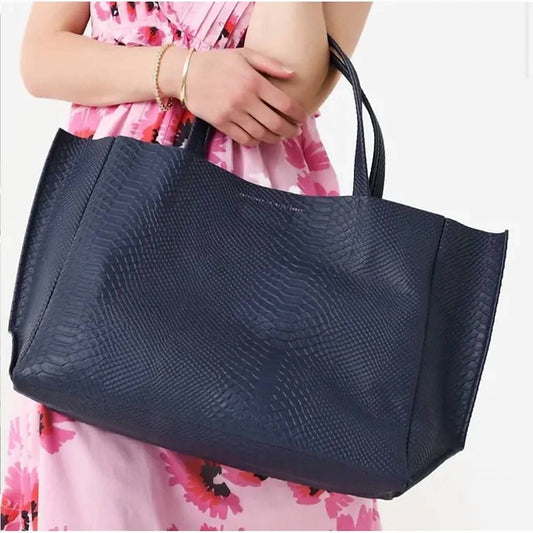 Ampersand As Apostrophe - Leather Half Tote Bag