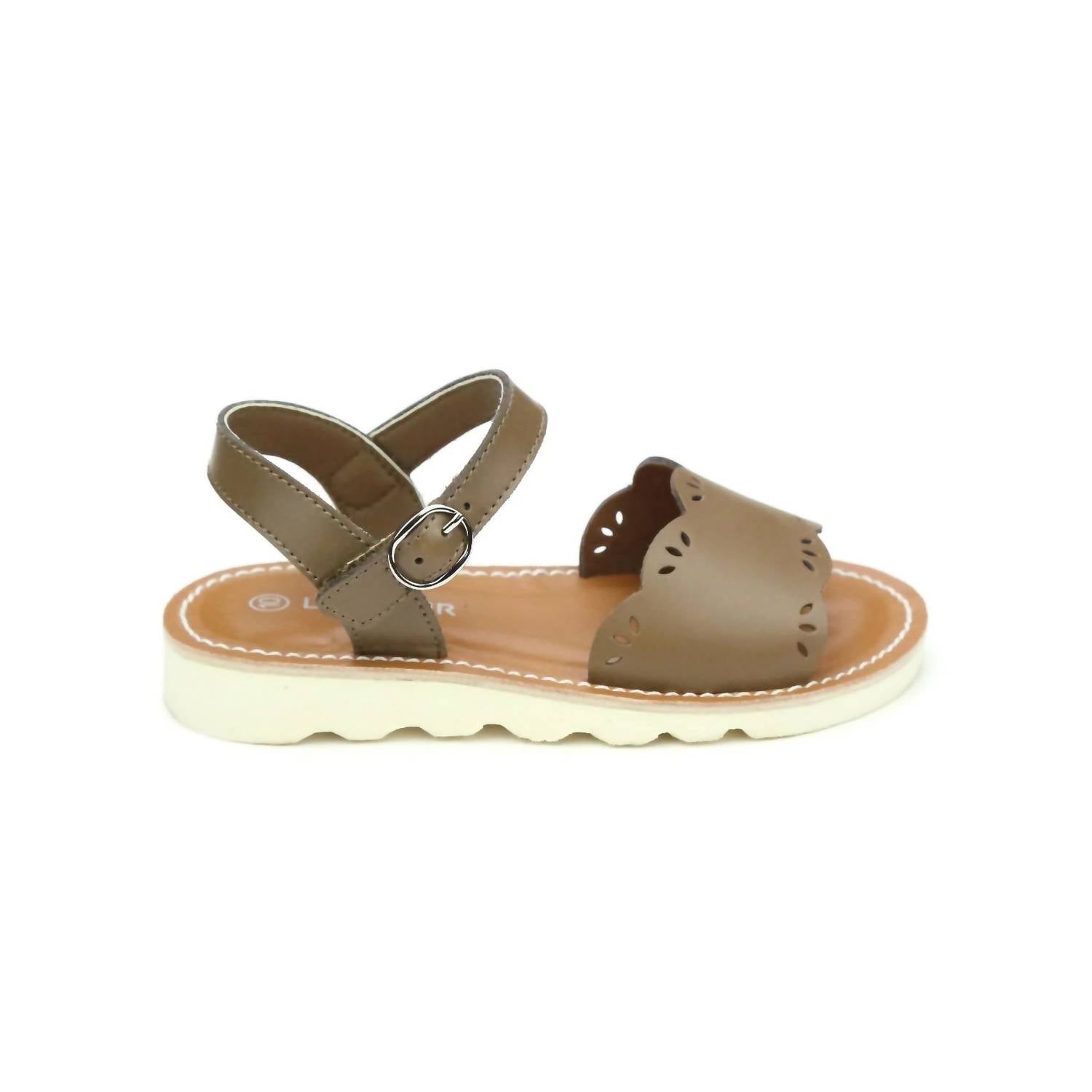 L'Amour - Girl's Ella Scalloped Sandal
