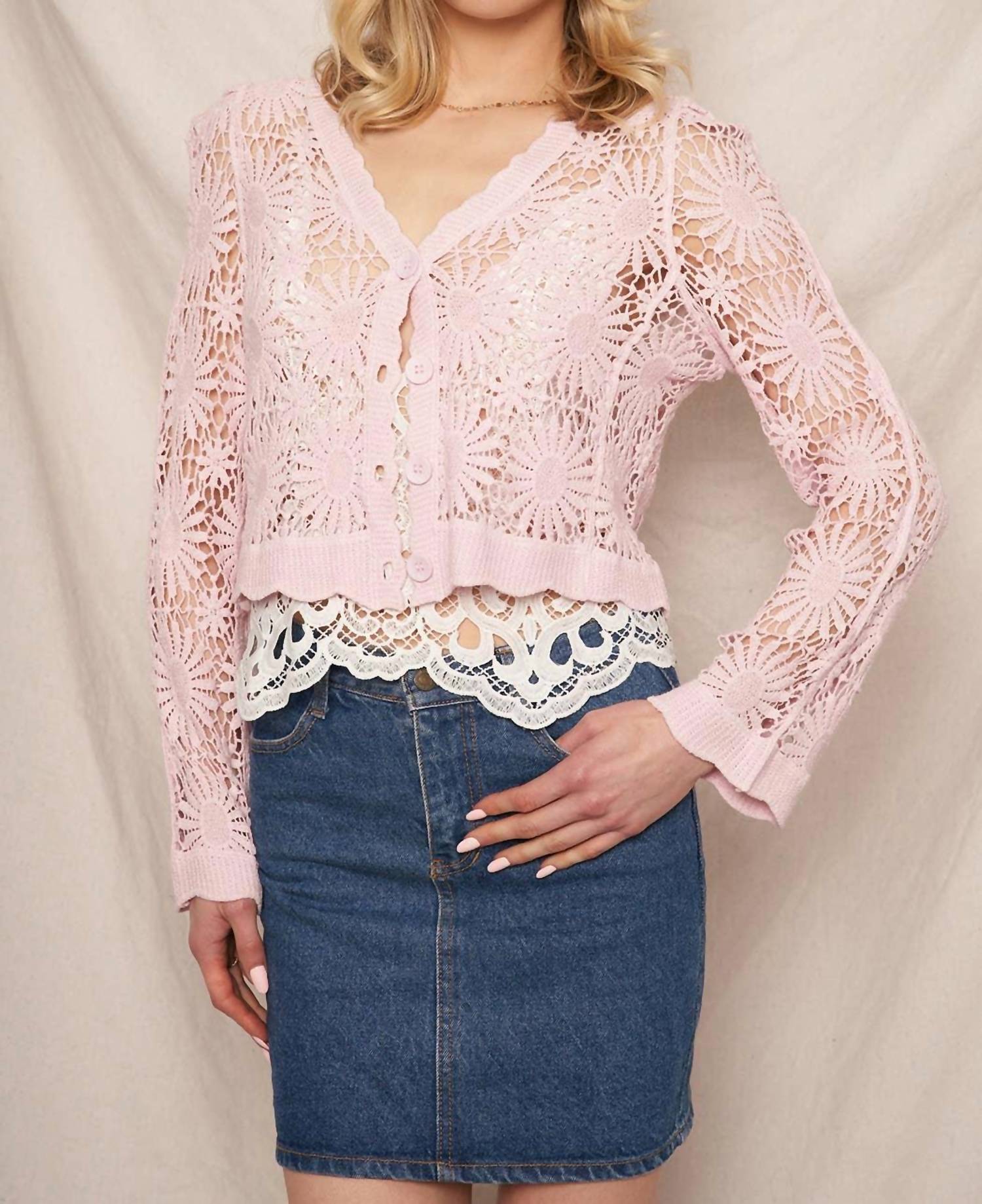 En Creme - Flower Pattern Crochet Cardigan
