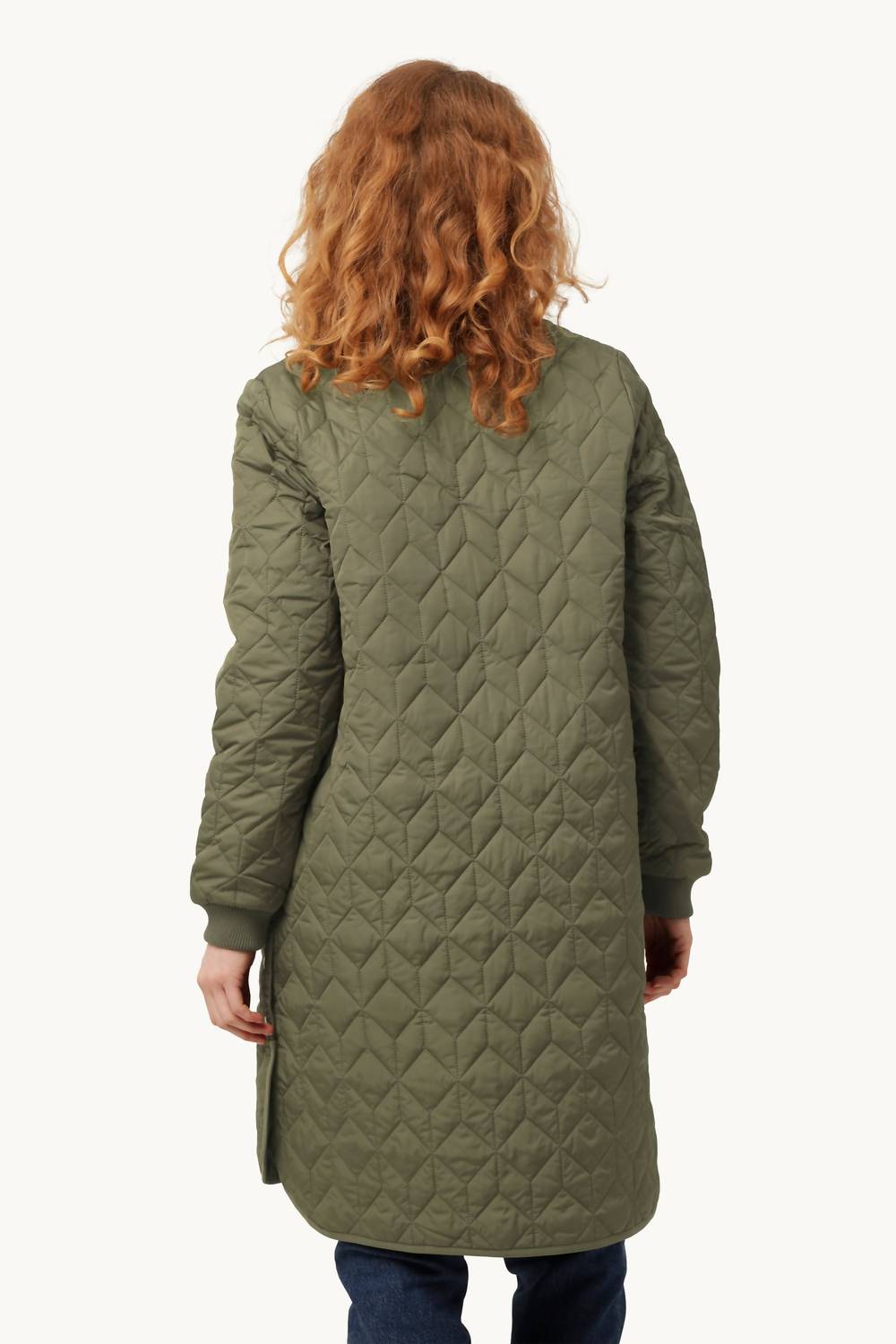 Ilse Jacobsen Padded Quilt Coat in army - women's jacket - detail view
