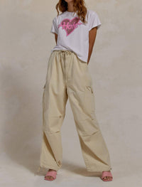 Daydreamer - Hole Glitter Heart Solo Tee