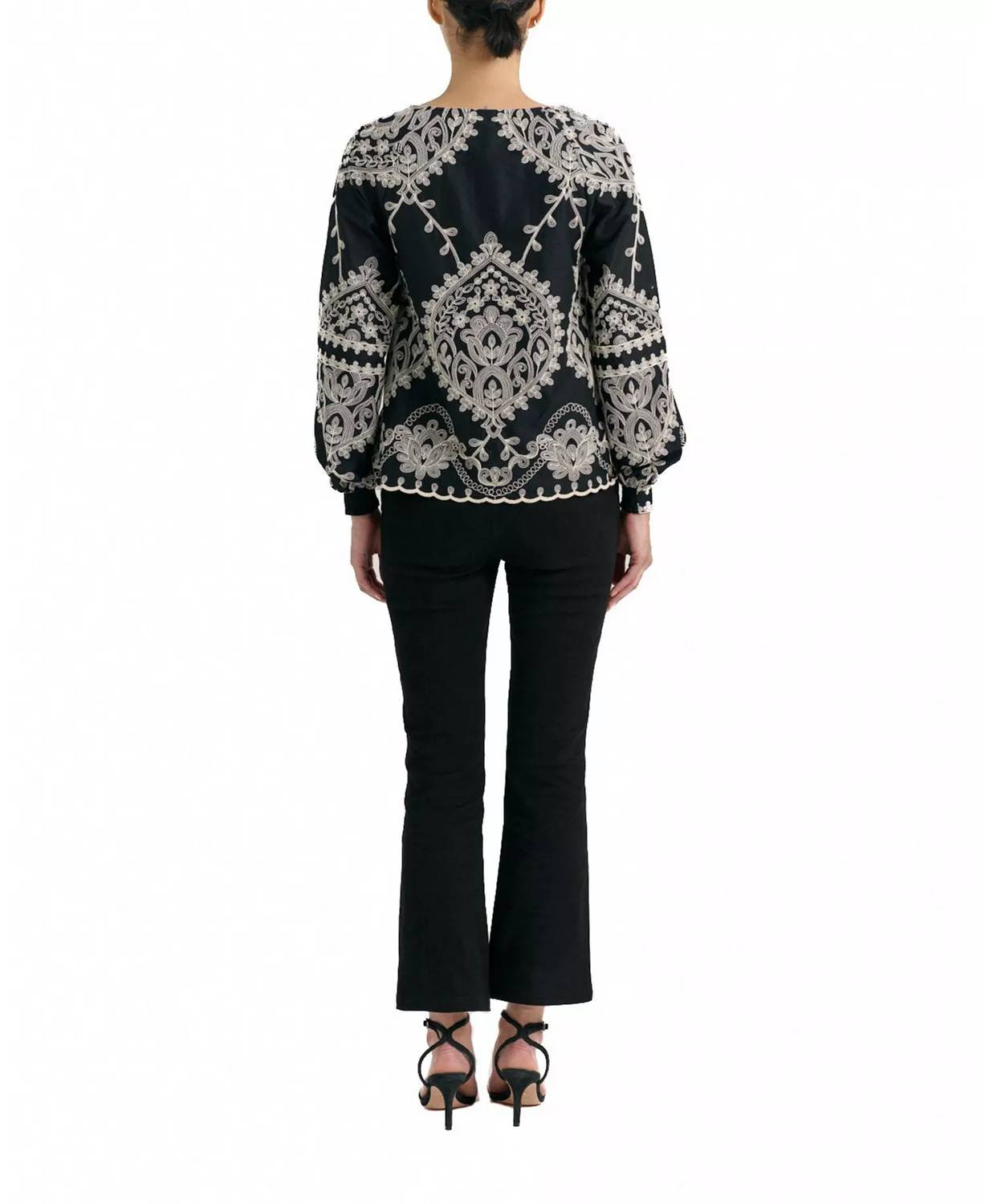Cartolina Nantucket - Ynez V-neck Top