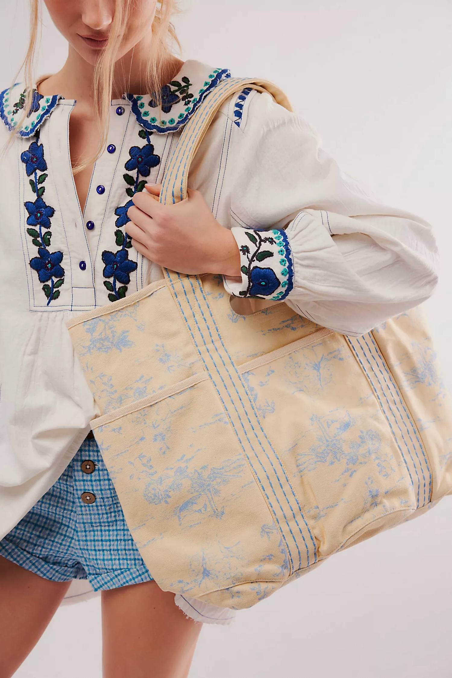 Free People - Women's Printed Caravan Tote Bag