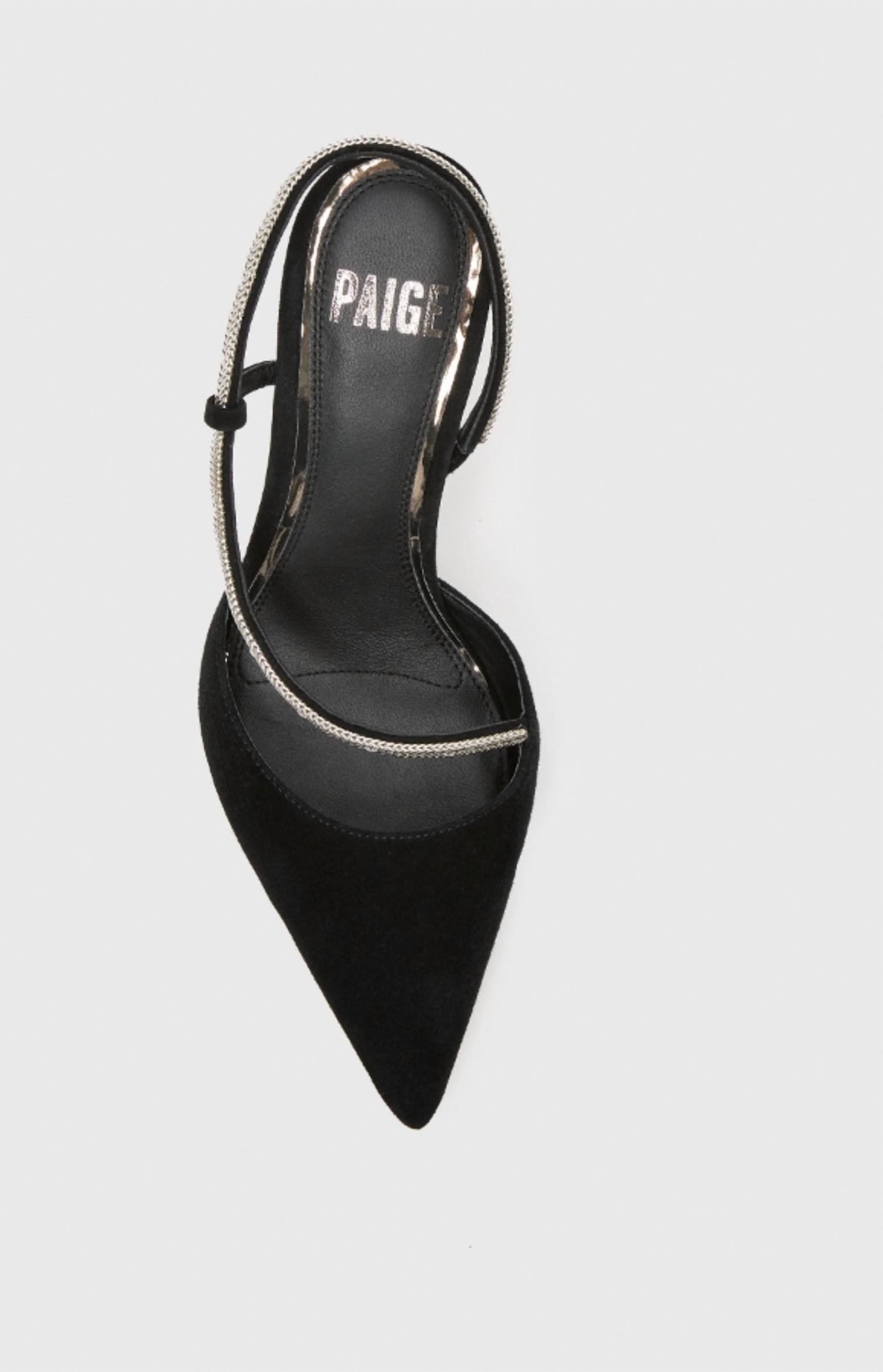 Paige - Stephanie Pump