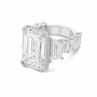Diana M Jewels - Women's Emerald Lab-Grown Diamond Fashion Ring (20.00 Ct) - Signature