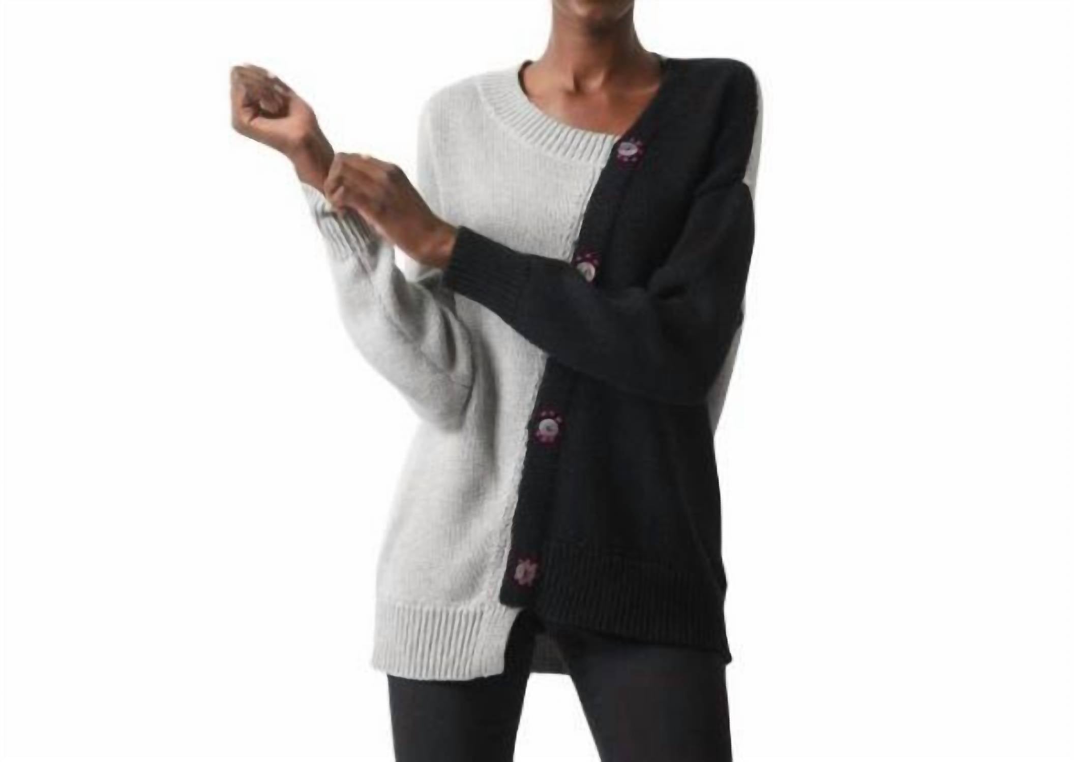 Zaket & Plover - Button Detail Sweater Top