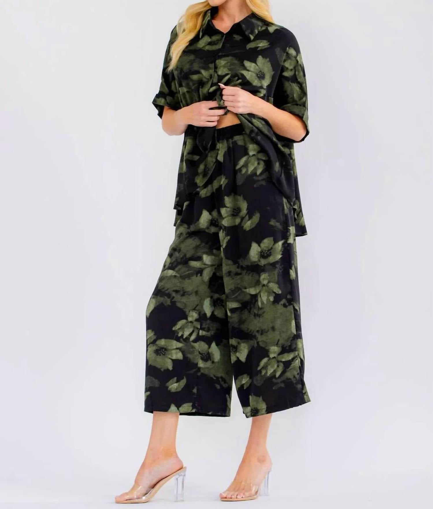 Little Secret Of Mine - Short Sleeve Blouse & Elastic Waist Pockets Pants 2-piece Set