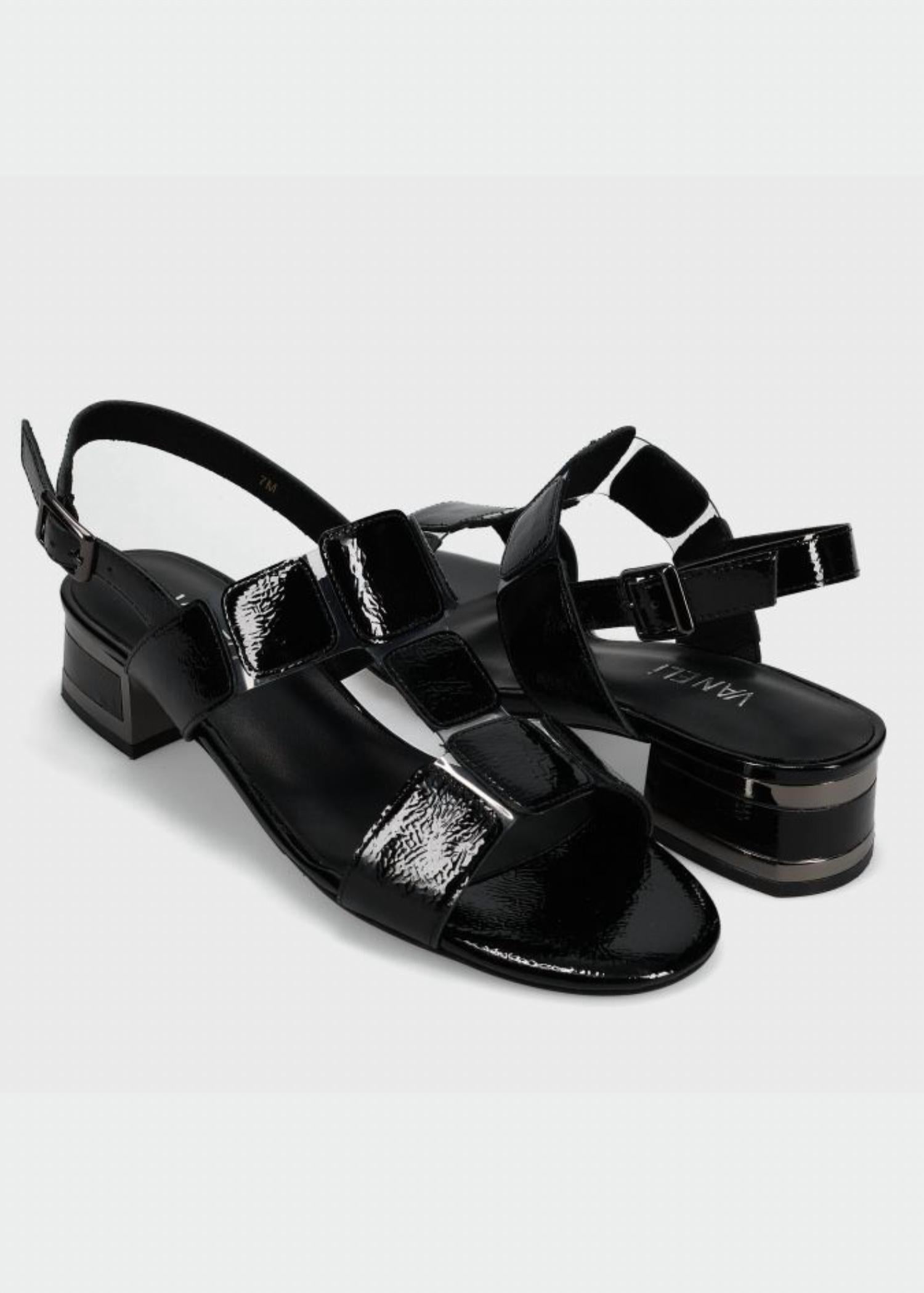 Vaneli - Women's Hatty T Strap Sandals