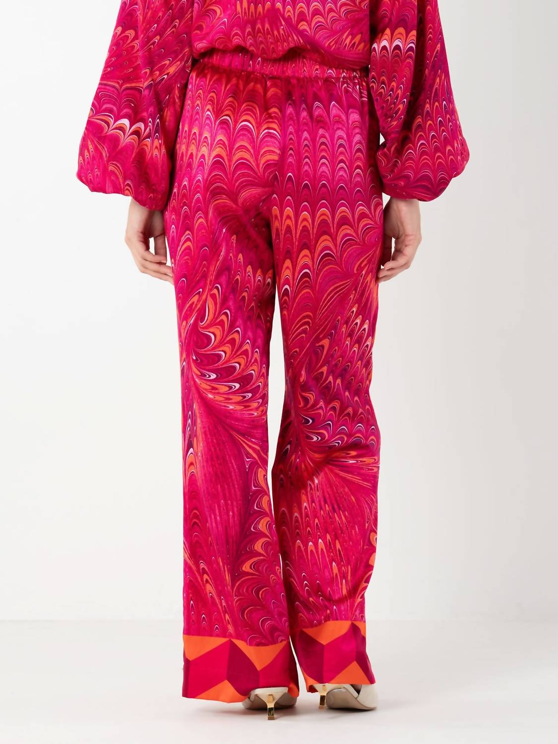 Emily Mccarthy - Elastic Waist Straight Leg Pant