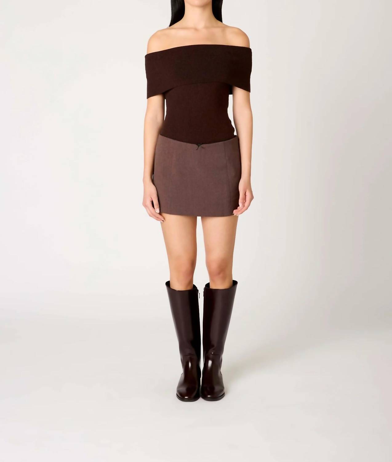 Nia - Anne Marie Sweater