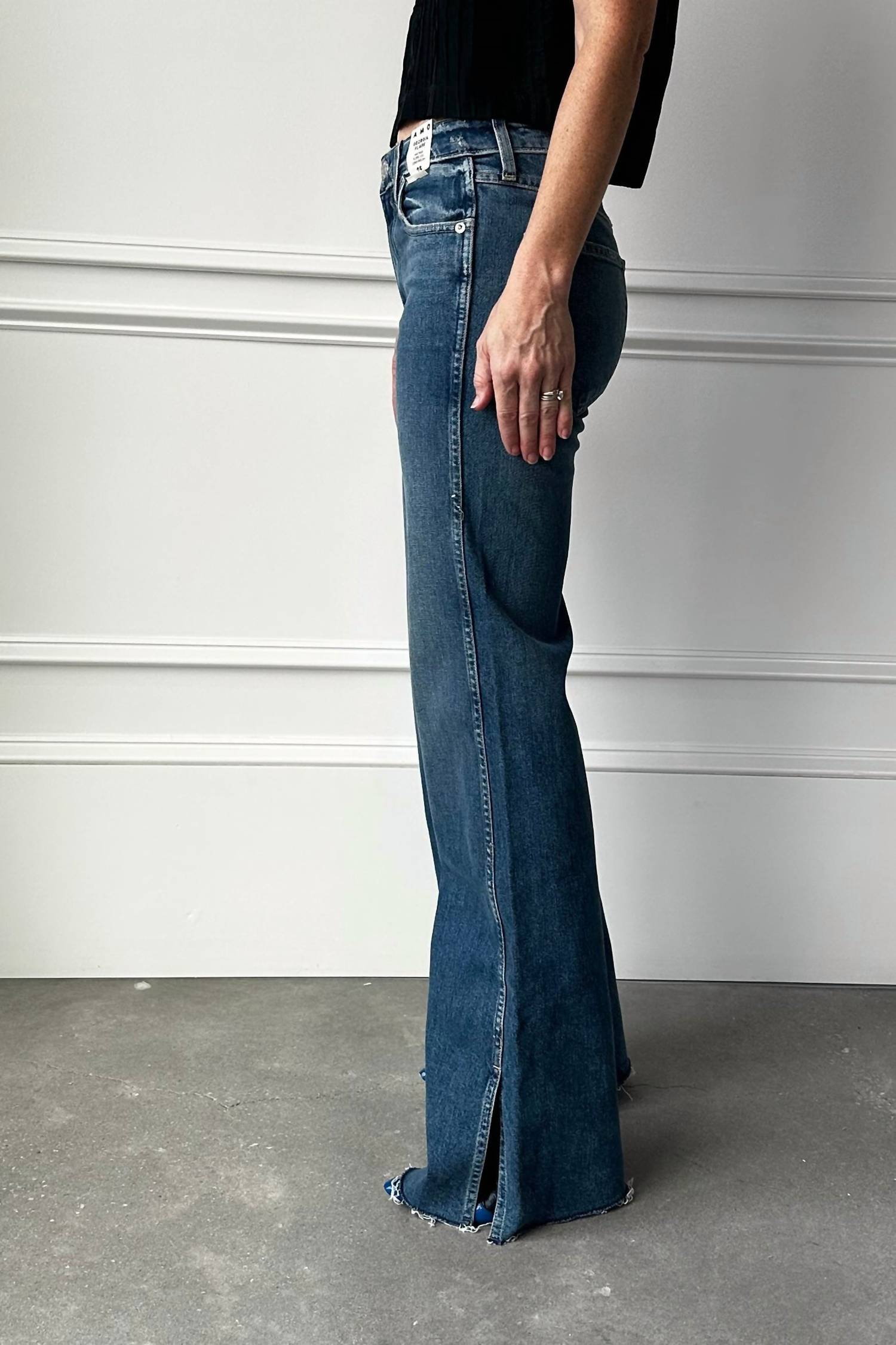 Amo - Georgia Split Flare Jeans