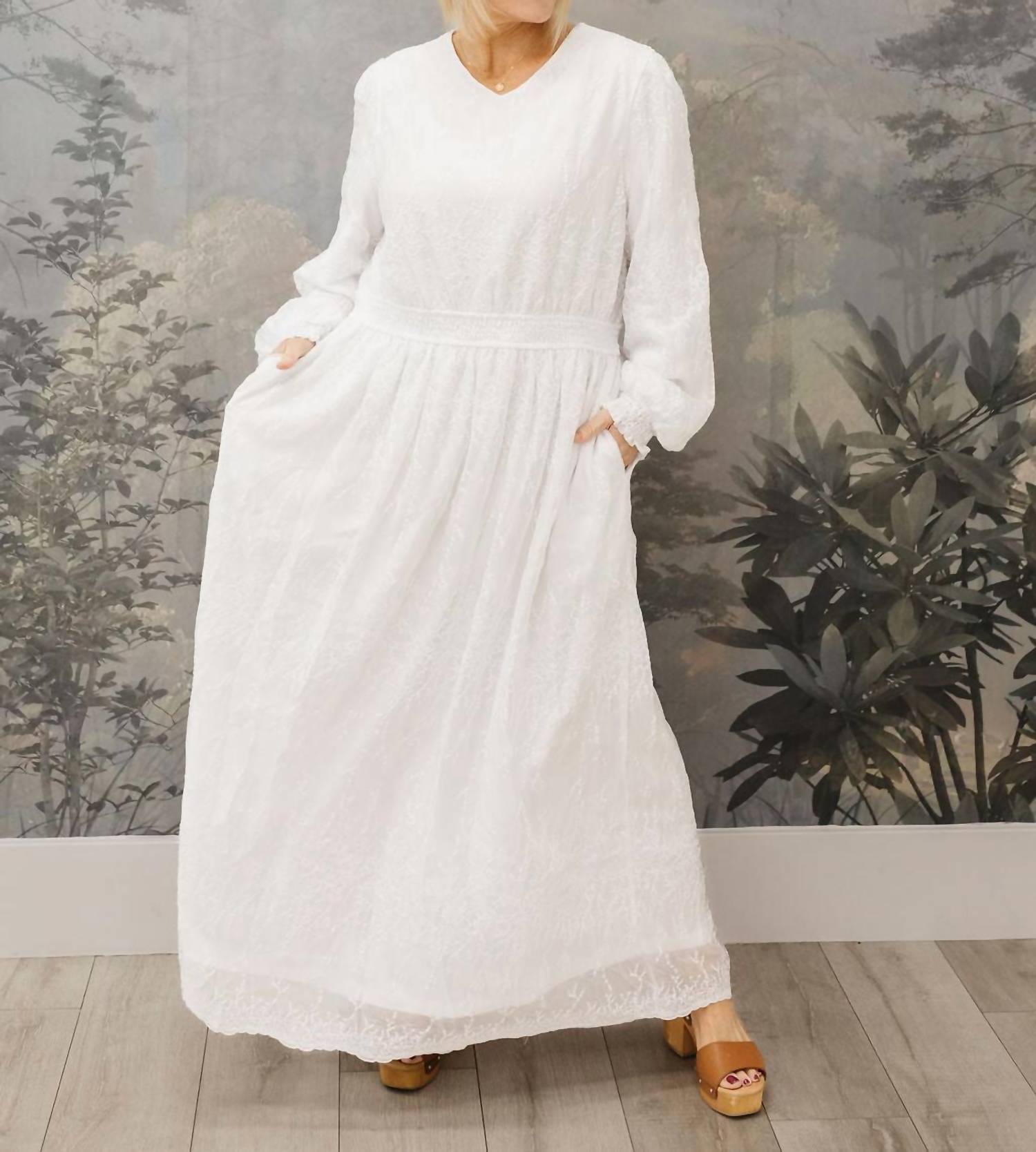 Tea N Rose - Embroidered Maxi Dress