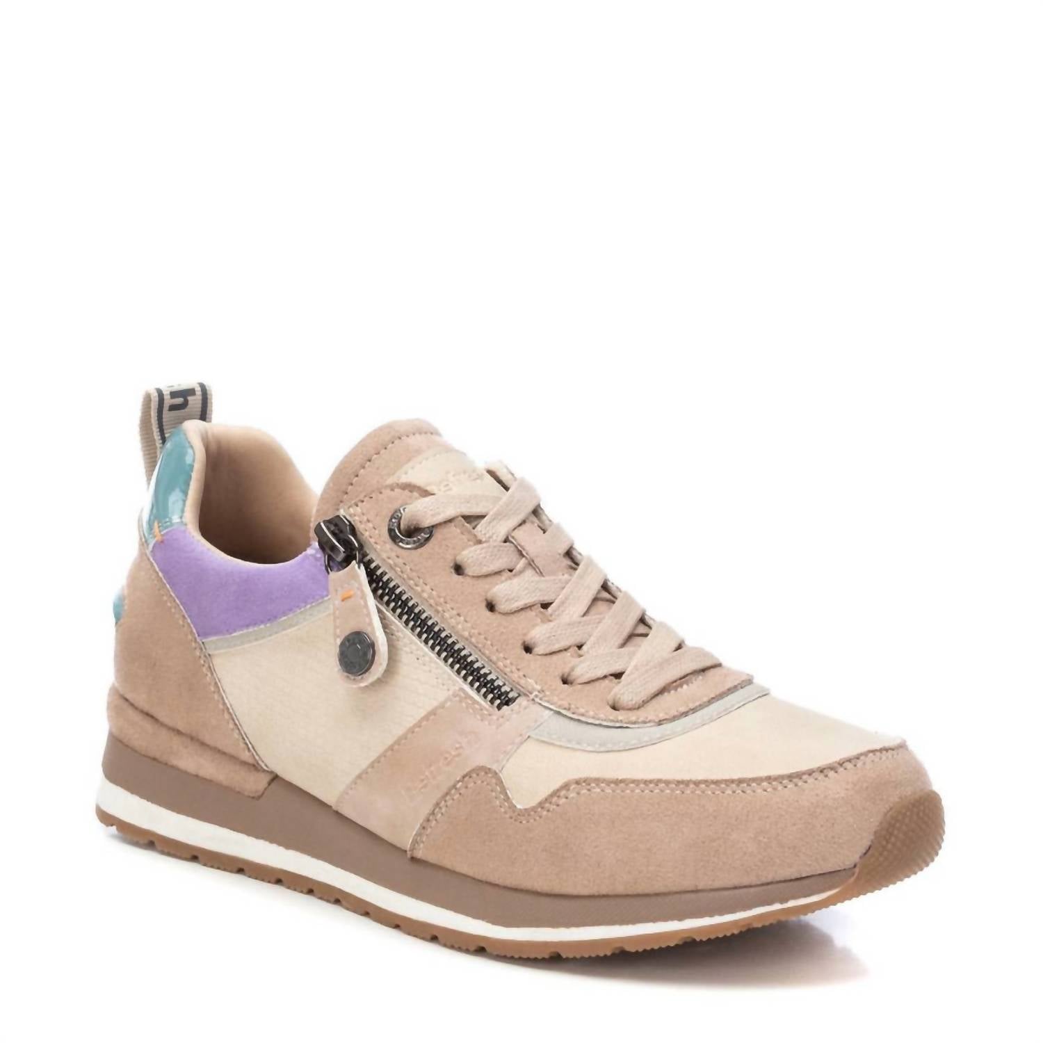 Xti - Women's Adjustable Lace Sneakers