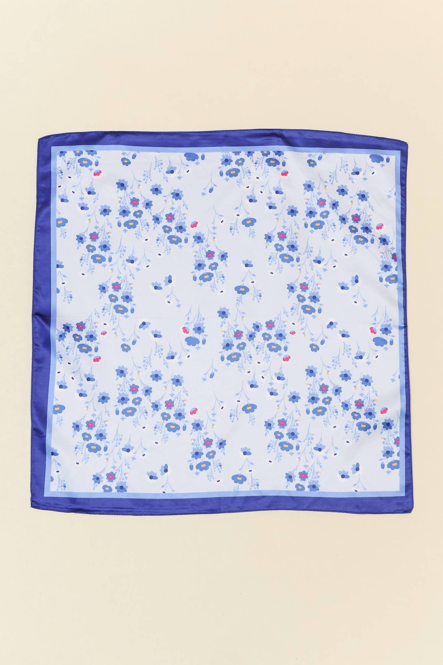 Wall To Wall - Women's Petite Flower Print Bandana Scarf