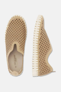 Ilse Jacobsen Women's Tulip Shoe in latte - women's sneaker - detail view