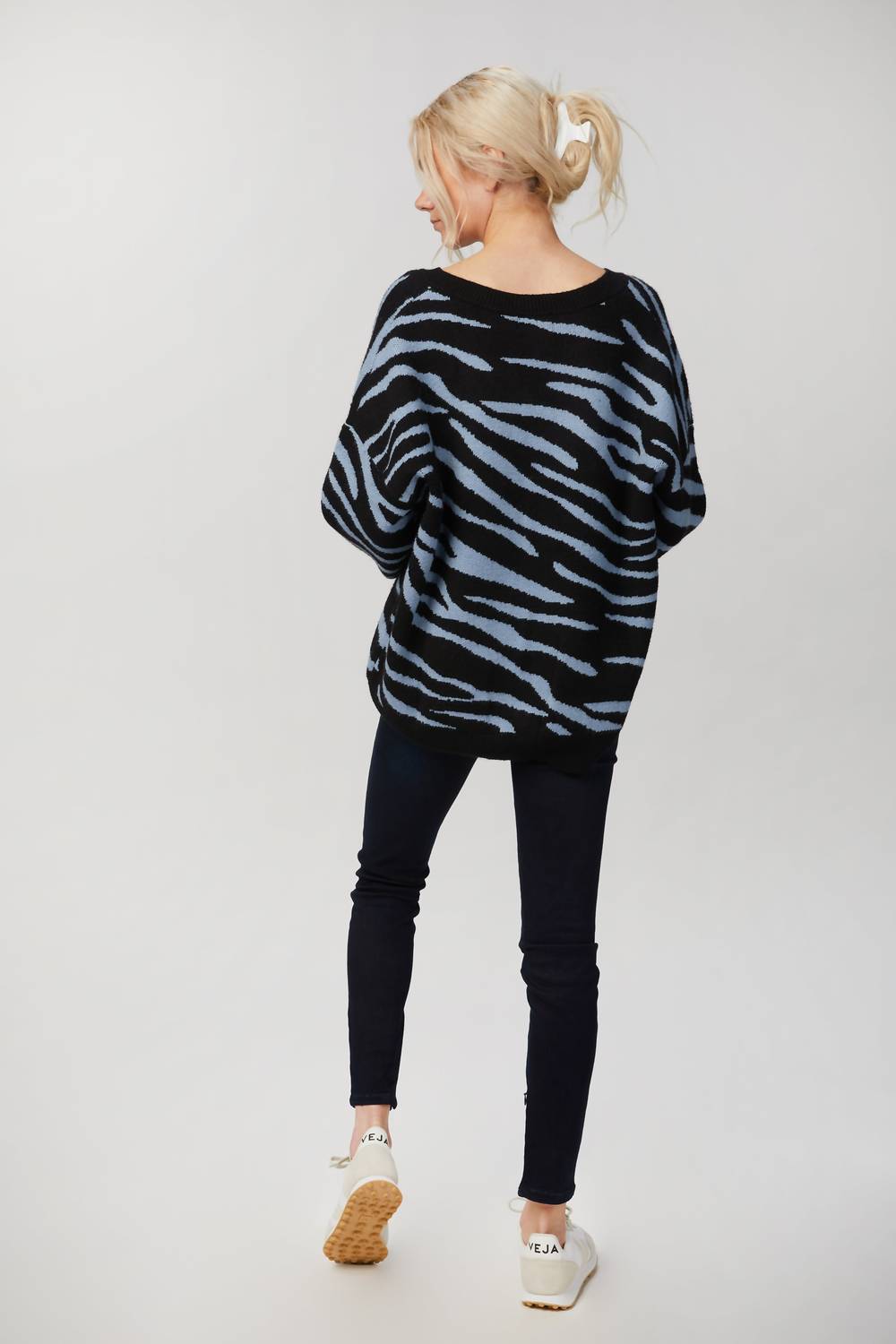 JOEY SWEATER