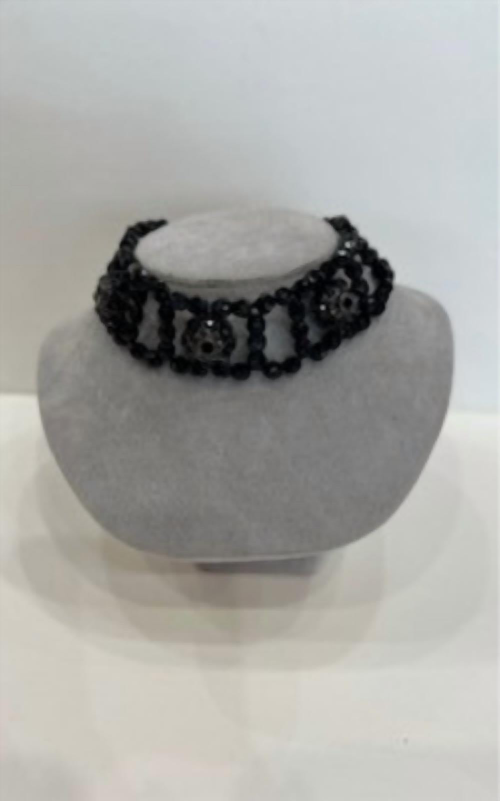 Vicky Lee - Women's Beaded crystal choker
