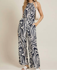 Gilli - Sleeveless Halter Jumpsuit