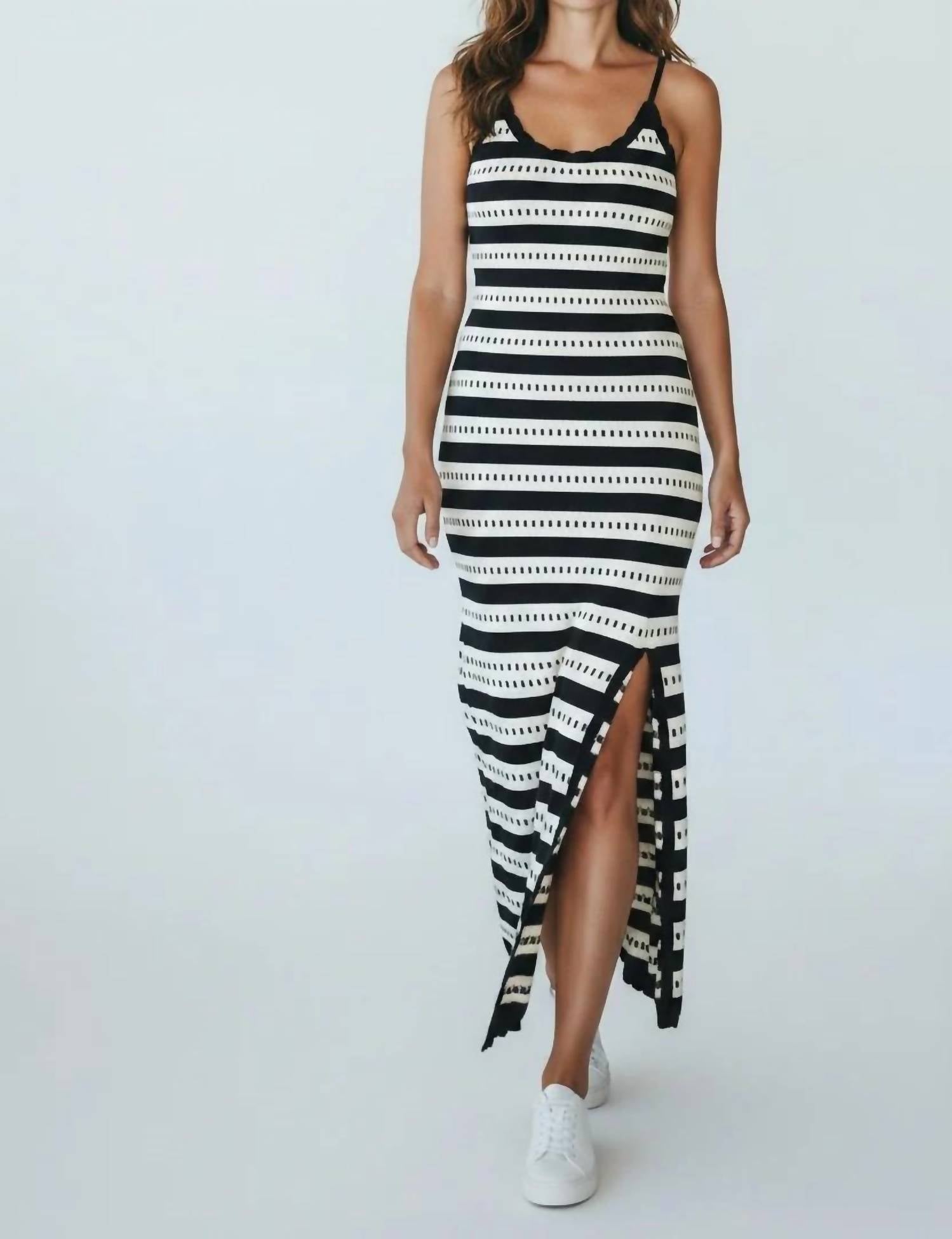 Lalavon - Scallop Trim Sweater Midi Dress