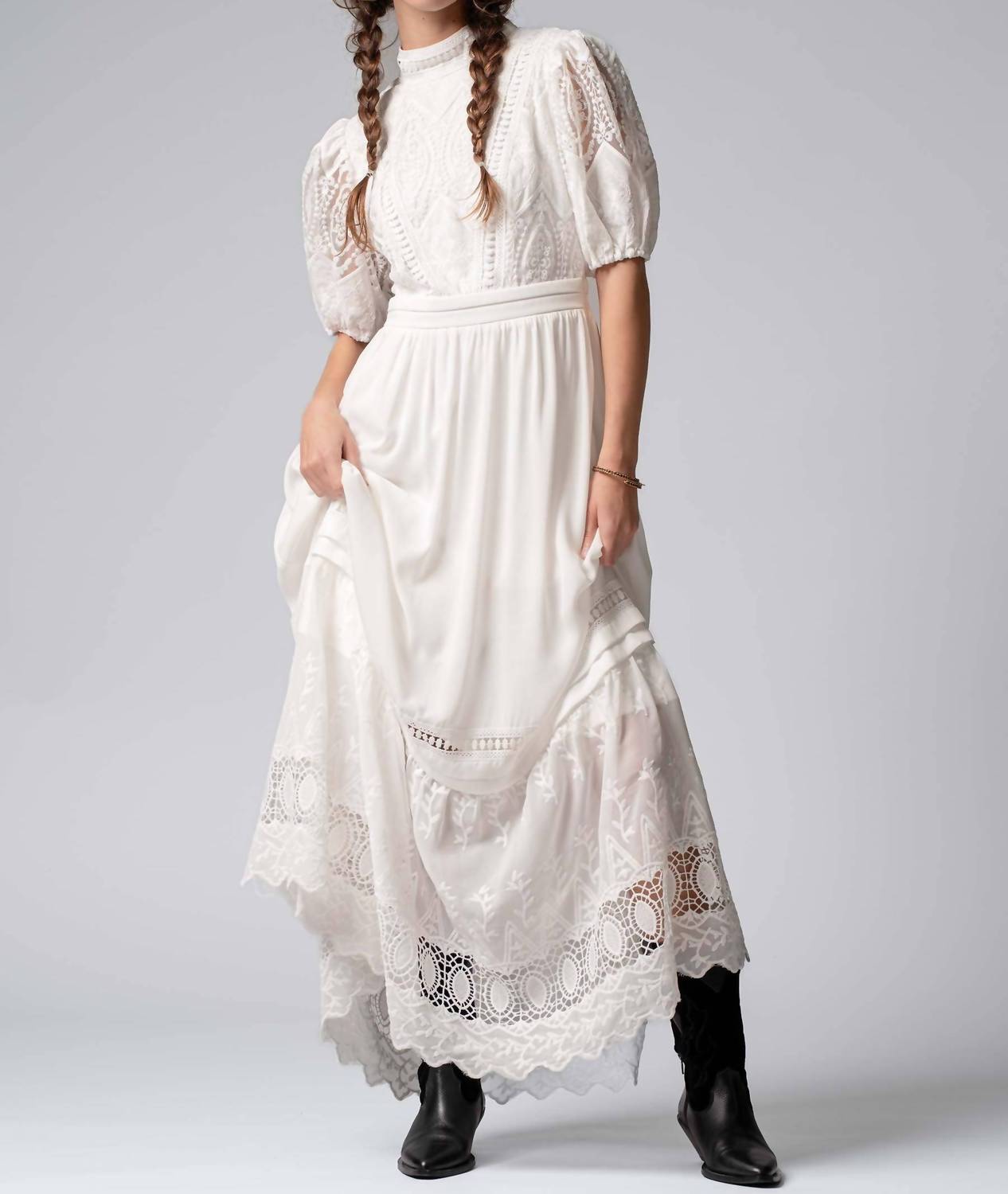 Urban Daizy - Victorian Lace Maxi Dress