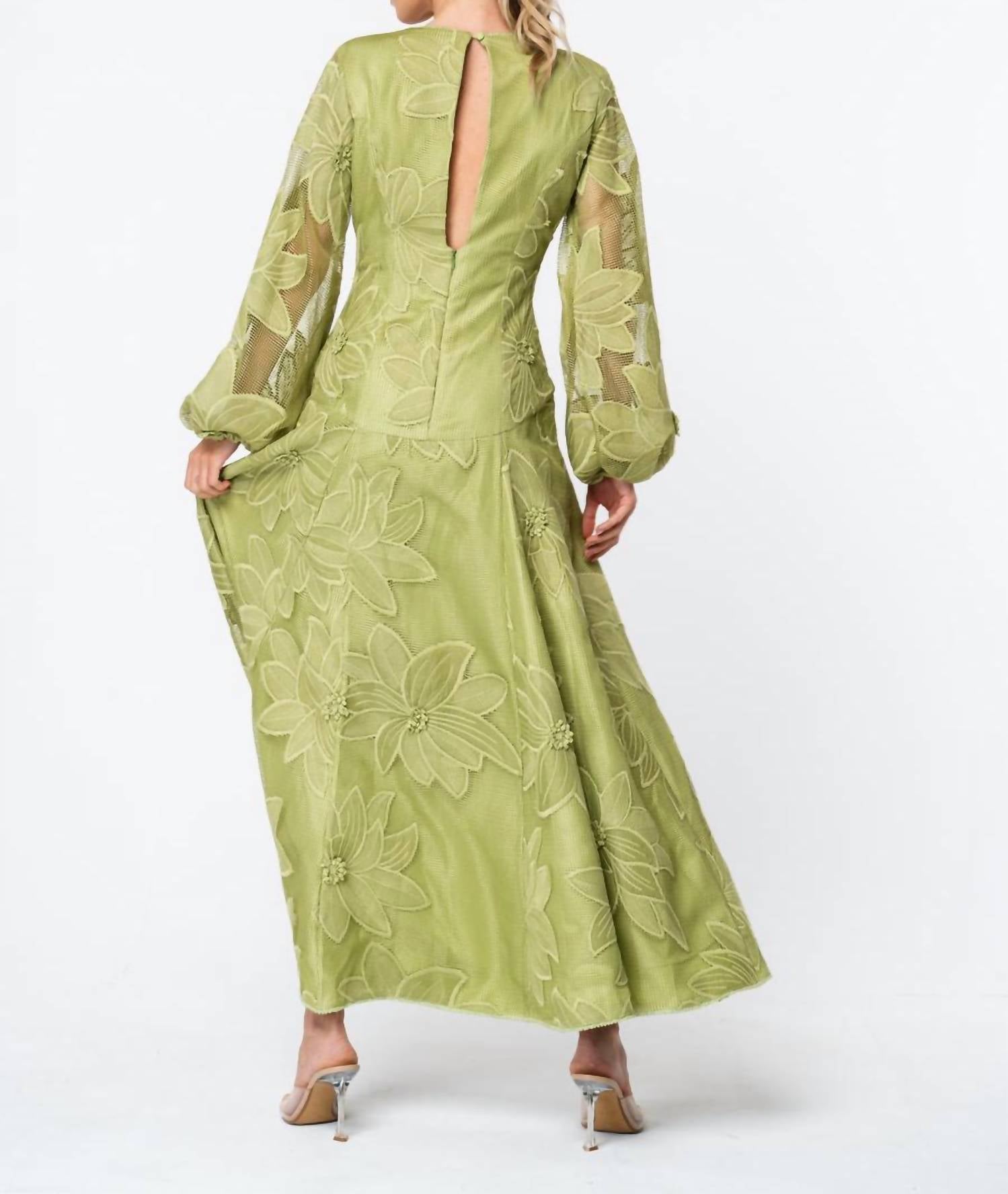 Ciebon - Sarilla Long Sleeve Lace Maxi Dress