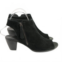 Munro - Women's Nakita Peep Toe Bootie