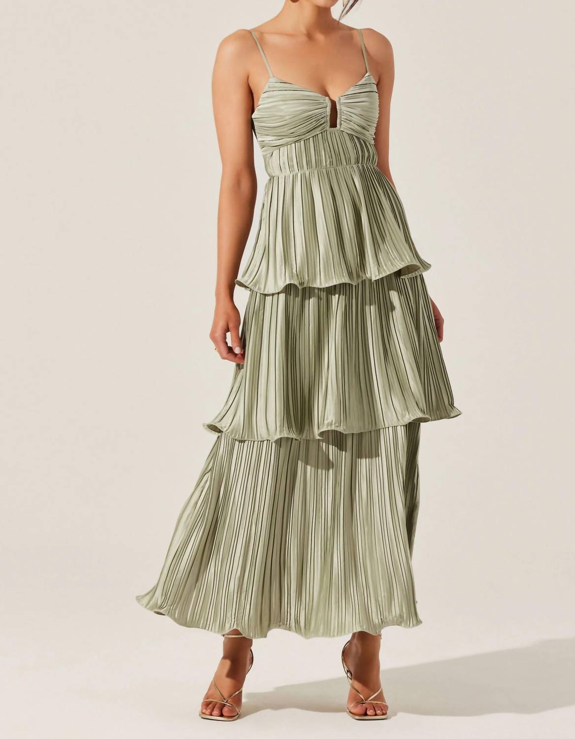 Astr - Lupin Pleated Tiered Maxi Dress